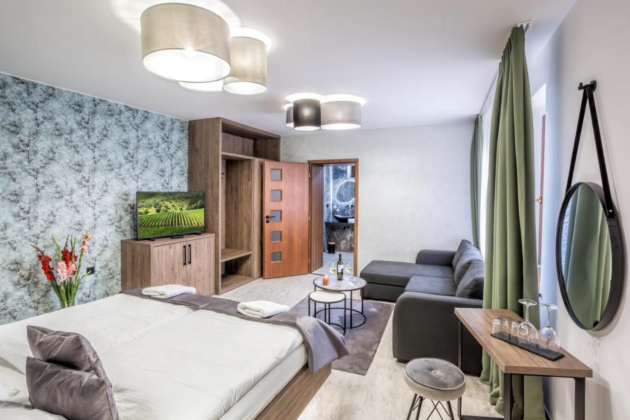 Hotel Beta Бзенец Экстерьер фото